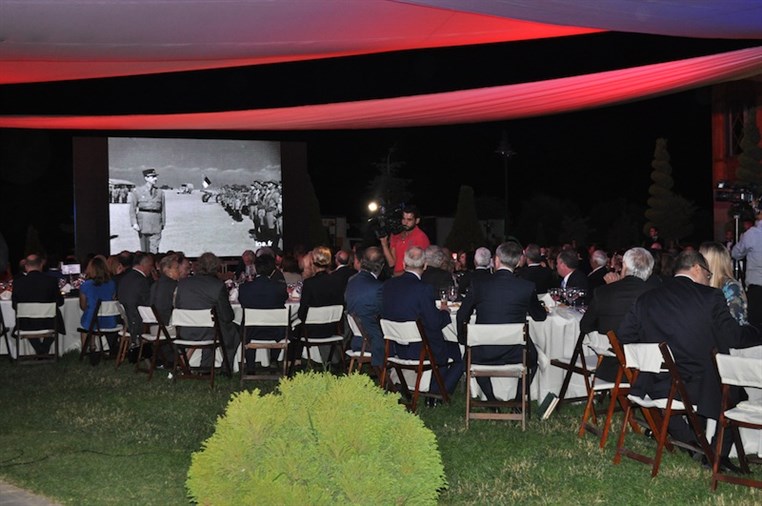 L'ADALF Celebre 75e Anniversaire du General De Gaulle Part 2